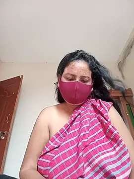 Snapshot of Neha-Roy chatting on July 7, 6:47 am Neha-Roy online show from July 7, 6:47 am