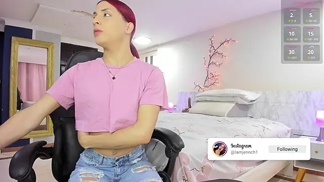 charolbruce 1 online show from January 12, 12:10 pm