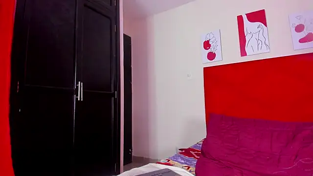 DakotaHoland online show from March 20, 6:30 am