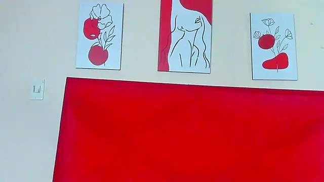 DakotaHoland online show from February 4, 11:53 pm