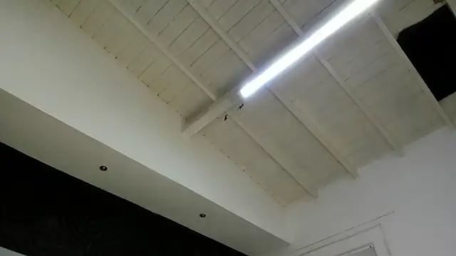 AbigailWilliams  online show from October 14, 11:11 am