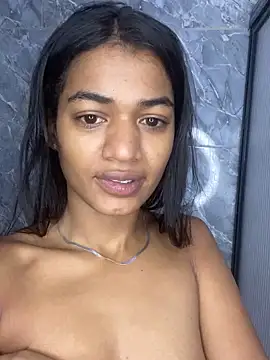 BarbieHotLaura online show from November 4, 6:51 pm