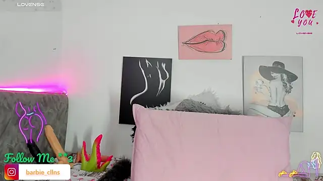 BarbieHotLaura online show from November 23, 9:58 pm