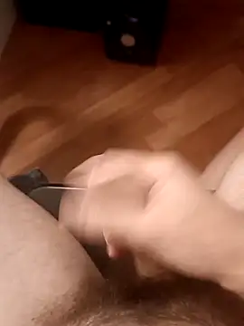 Snapshot of the_lion_69 chatting on December 4, 4:05 pm the lion 69 online show from December 4, 4:05 pm