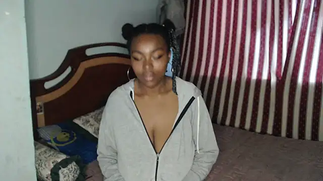 lyssyhorny online show from March 5, 9:22 pm