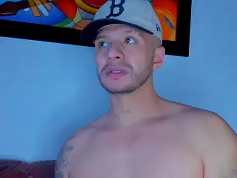 Snapshot of ToonyDee chatting on December 27, 3:20 am ToonyDee online show from December 27, 3:20 am