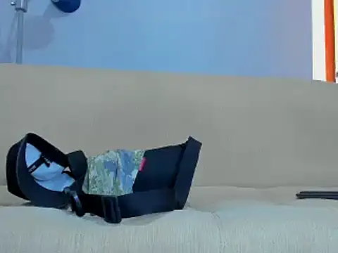 Snapshot of ToonyDee chatting on January 31, 1:45 pm ToonyDee online show from January 31, 1:45 pm