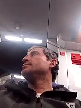 openlegsforyou online show from November 18, 6:12 pm