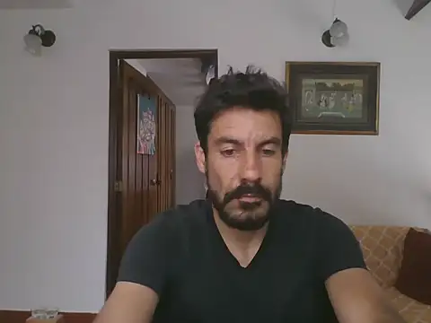 elkike1980 online show from June 18, 3:05 pm