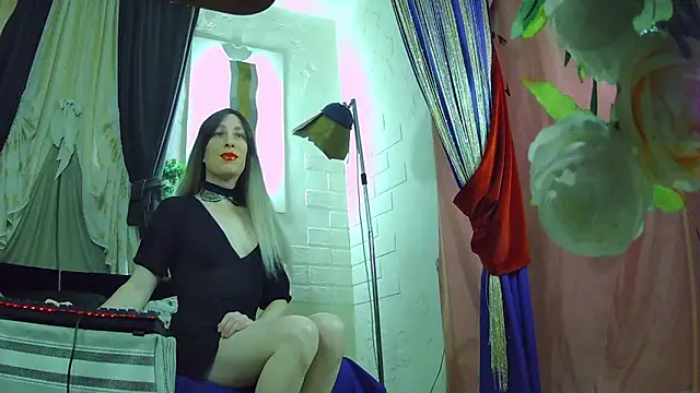 Snapshot of Mary_Loon chatting on November 27, 1:13 pm Mary Loon online show from November 27, 1:13 pm