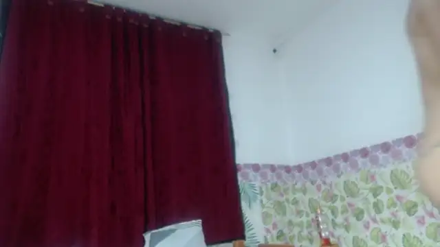 brillanteculo18 online show from December 14, 9:56 pm