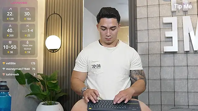 Ryan Hunt online show from February 23, 9:05 pm