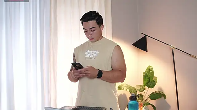 Ryan Hunt online show from November 9, 6:28 pm