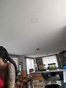 LorenRosse online show from February 2, 5:59 pm