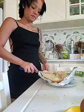 LorenRosse online show from September 22, 4:25 am