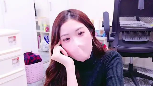 Snapshot of oxo_yuna_oxo chatting on January 11, 9:36 am oxo yuna oxo online show from January 11, 9:36 am