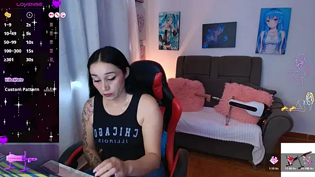 Snapshot of yeliana_sexxy chatting on June 10, 5:45 pm yeliana sexxy online show from June 10, 5:45 pm