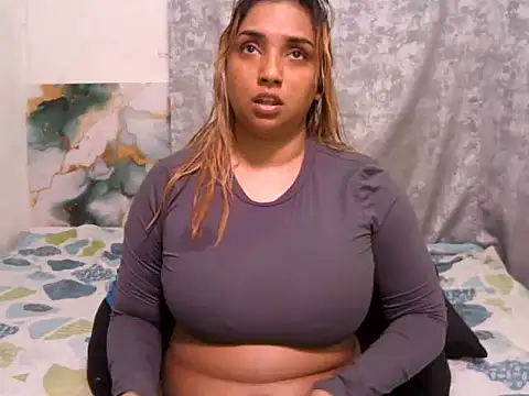Snapshot of GORGEOUSLIPS chatting on June 20, 3:37 pm GORGEOUSLIPS online show from June 20, 3:37 pm