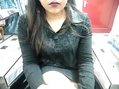 Snapshot of aarushi_sharmaa chatting on February 19, 12:25 am aarushi sharmaa online show from February 19, 12:25 am