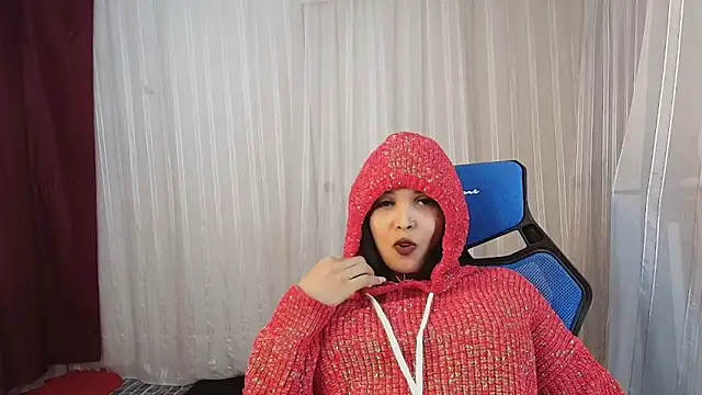 MOMMYJEVAA online show from June 17, 2:25 am