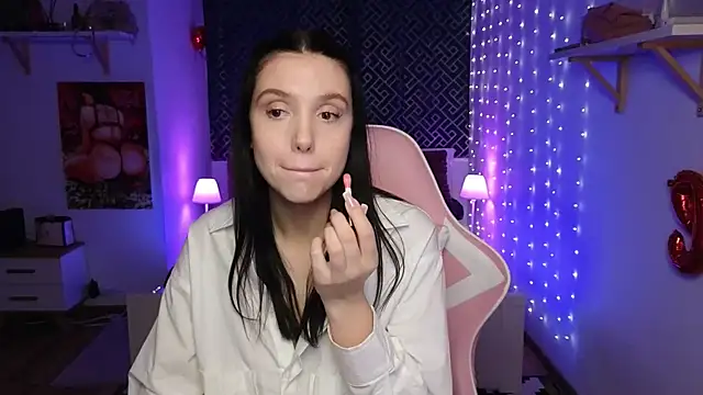 AliceSpark online show from January 15, 6:29 pm