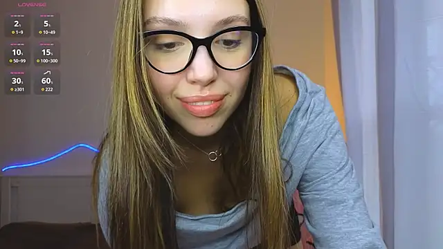 AliceSpark online show from October 7, 8:55 am