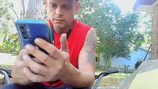 Snapshot of Buffshagswell chatting on October 14, 3:57 pm Buffshagswell online show from October 14, 3:57 pm