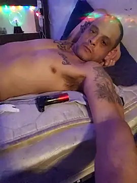 Snapshot of Buffshagswell chatting on October 23, 11:20 am Buffshagswell online show from October 23, 11:20 am