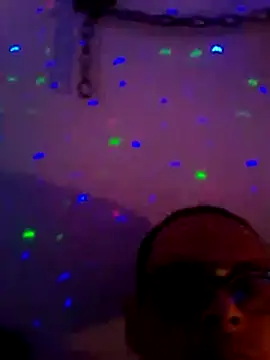 Snapshot of Buffshagswell chatting on November 10, 4:22 am Buffshagswell online show from November 10, 4:22 am