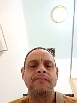 Snapshot of Buffshagswell chatting on November 15, 1:51 pm Buffshagswell online show from November 15, 1:51 pm