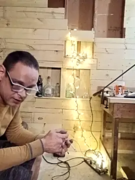 Snapshot of Buffshagswell chatting on November 16, 1:55 am Buffshagswell online show from November 16, 1:55 am