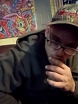 Snapshot of Buffshagswell chatting on November 28, 8:17 am Buffshagswell online show from November 28, 8:17 am