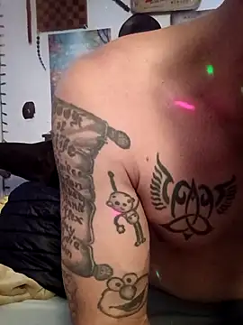 Snapshot of Buffshagswell chatting on December 5, 6:26 pm Buffshagswell online show from December 5, 6:26 pm