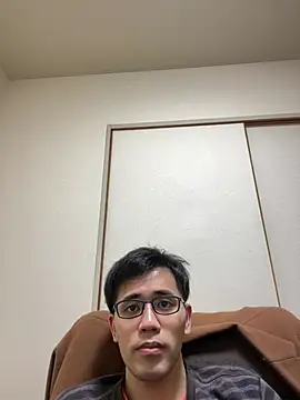 ryusei18570 online show from March 4, 5:45 pm