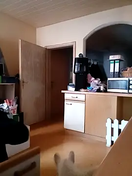 Snapshot of Wishes813 chatting on February 22, 2:04 pm Wishes813 online show from February 22, 2:04 pm