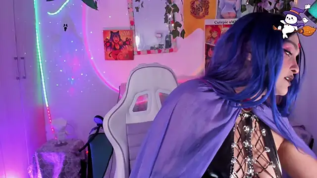 cutepie uwu  online show from November 30, 12:14 am