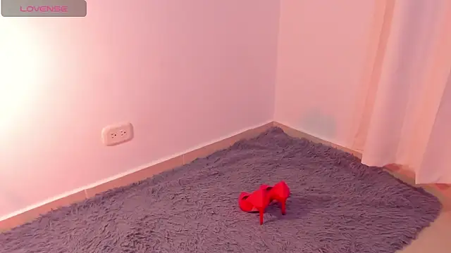 juanmiss online show from March 12, 9:55 am