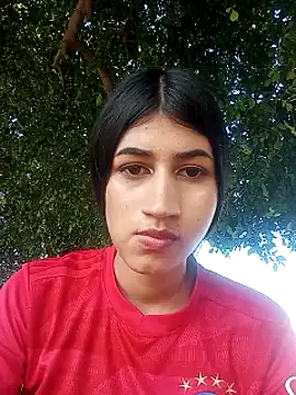 Snapshot of Julix_A chatting on December 15, 7:31 pm Julix A online show from December 15, 7:31 pm