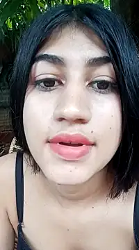 Snapshot of Julix_A chatting on December 20, 9:39 pm Julix A online show from December 20, 9:39 pm