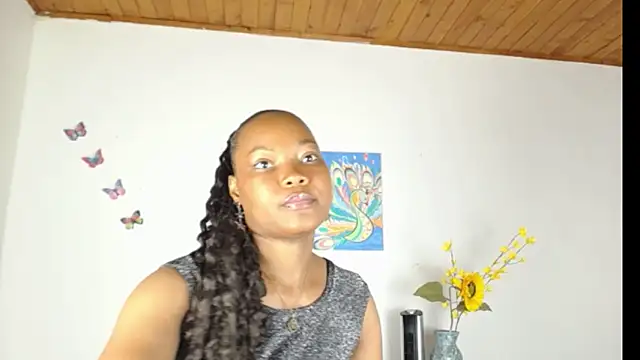 Snapshot of Madison__12 chatting on January 4, 9:20 pm Madison 12 online show from January 4, 9:20 pm