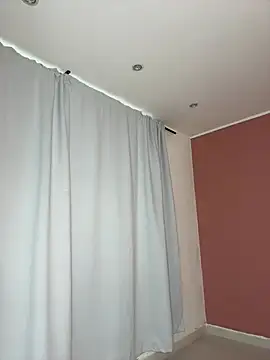  ISABELLA HOT  online show from March 10, 11:42 am