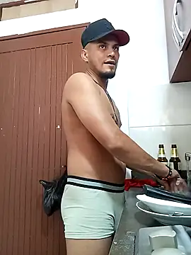 Snapshot of Dilan_1994 chatting on March 22, 4:58 pm Dilan 1994 online show from March 22, 4:58 pm