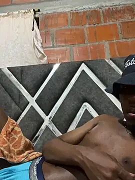 jaell2121 online show from March 3, 7:03 am