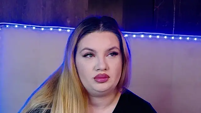 MelanieBrownn online show from February 4, 6:19 am