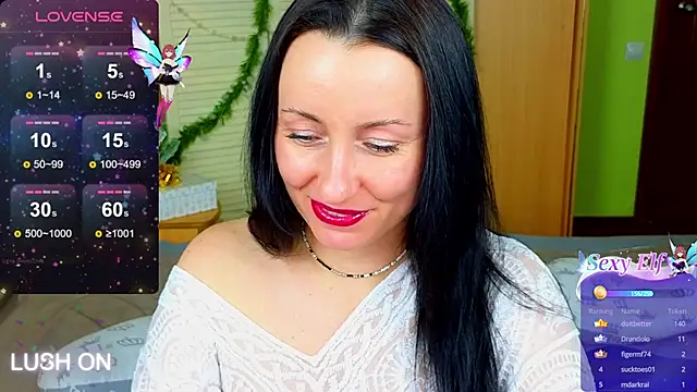 Snapshot of Roxyy_Star chatting on January 6, 7:52 am Roxyy Star online show from January 6, 7:52 am