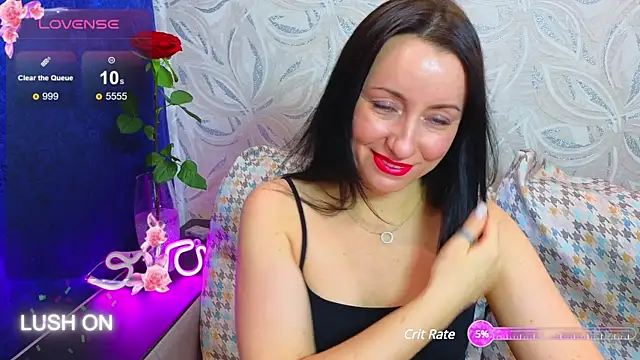 Snapshot of Roxyy_Star chatting on March 4, 2:06 am Roxyy Star online show from March 4, 2:06 am