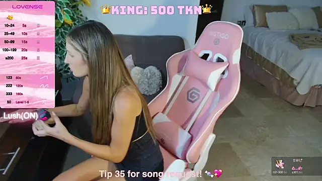 Snapshot of Angel-Ava chatting on December 19, 5:51 am Angel-Ava online show from December 19, 5:51 am