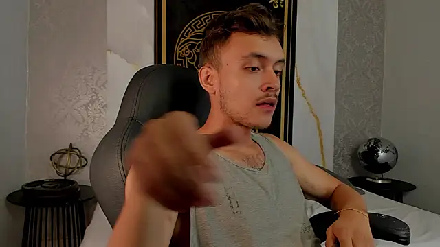 Snapshot of Desmon_Clark chatting on March 5, 9:26 pm Desmon Clark online show from March 5, 9:26 pm