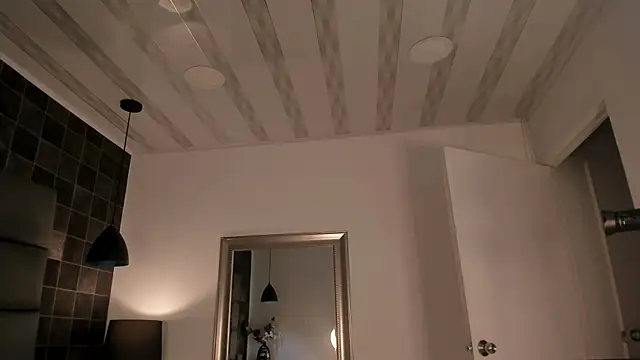 Snapshot of Desmon_Clark chatting on March 8, 3:17 am Desmon Clark online show from March 8, 3:17 am