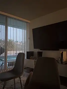 cbuchanan15 online show from December 14, 1:00 am